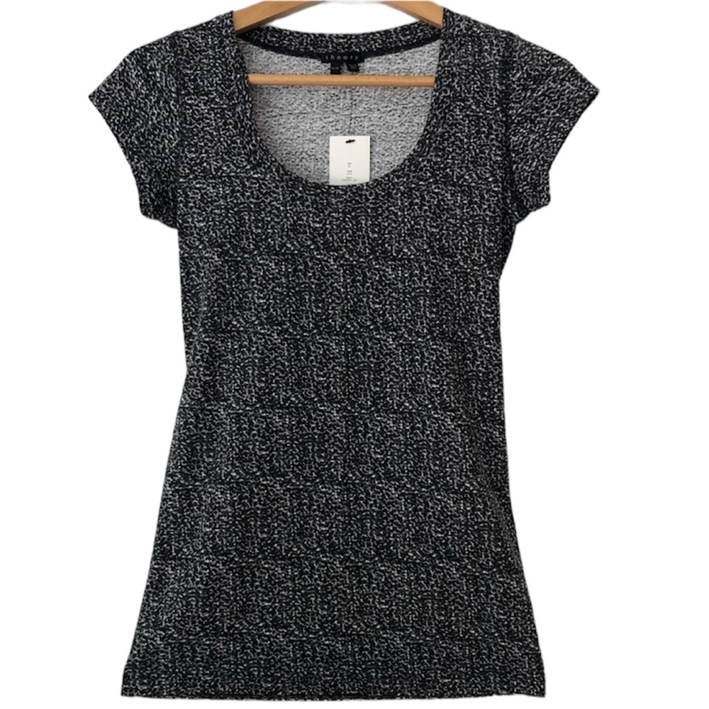 Theory Short Sleeve T-Shirt Scoop Neck Long Black & Gray NWT Women’s Size Petite